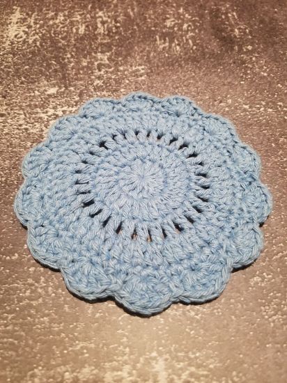 Picture of Coaster Blue with and without border